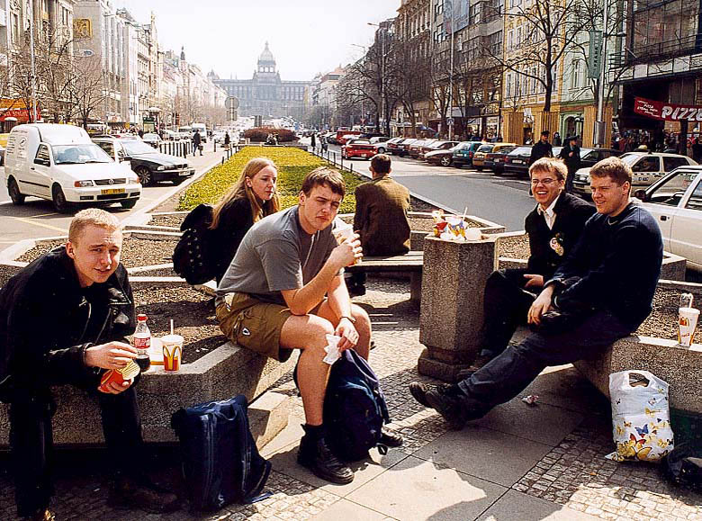 07 - Cheeseburgerfrokost hos McDonald i Praha