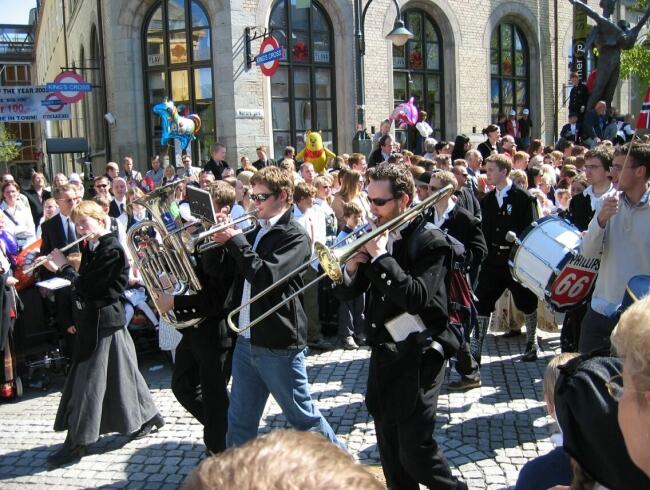 17-mai03_1