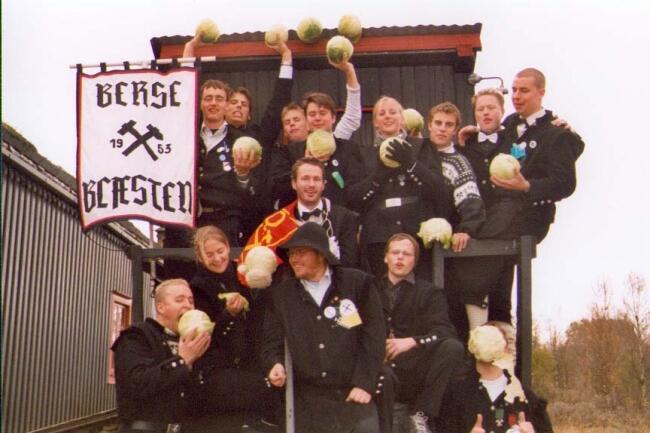 gruppebilde2002_2