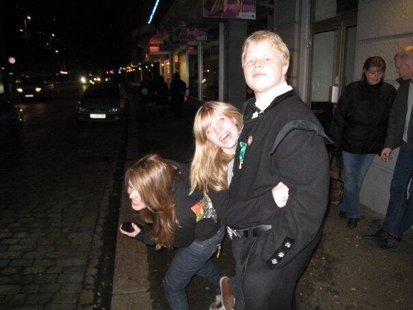 n712425018_2661348_9533